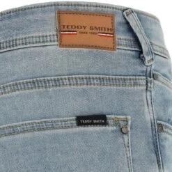 Short En Jean Scotty 3 Bleu Clair Garçon - Teddy Smith -spartoo shop short en jean scotty 3 bleu clair garcon teddy smith 3